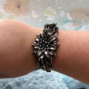 Unique Handmade Flowered HEAVY Sterling Silver Cuff  ~6-3/4 - 7” Nicely balanced